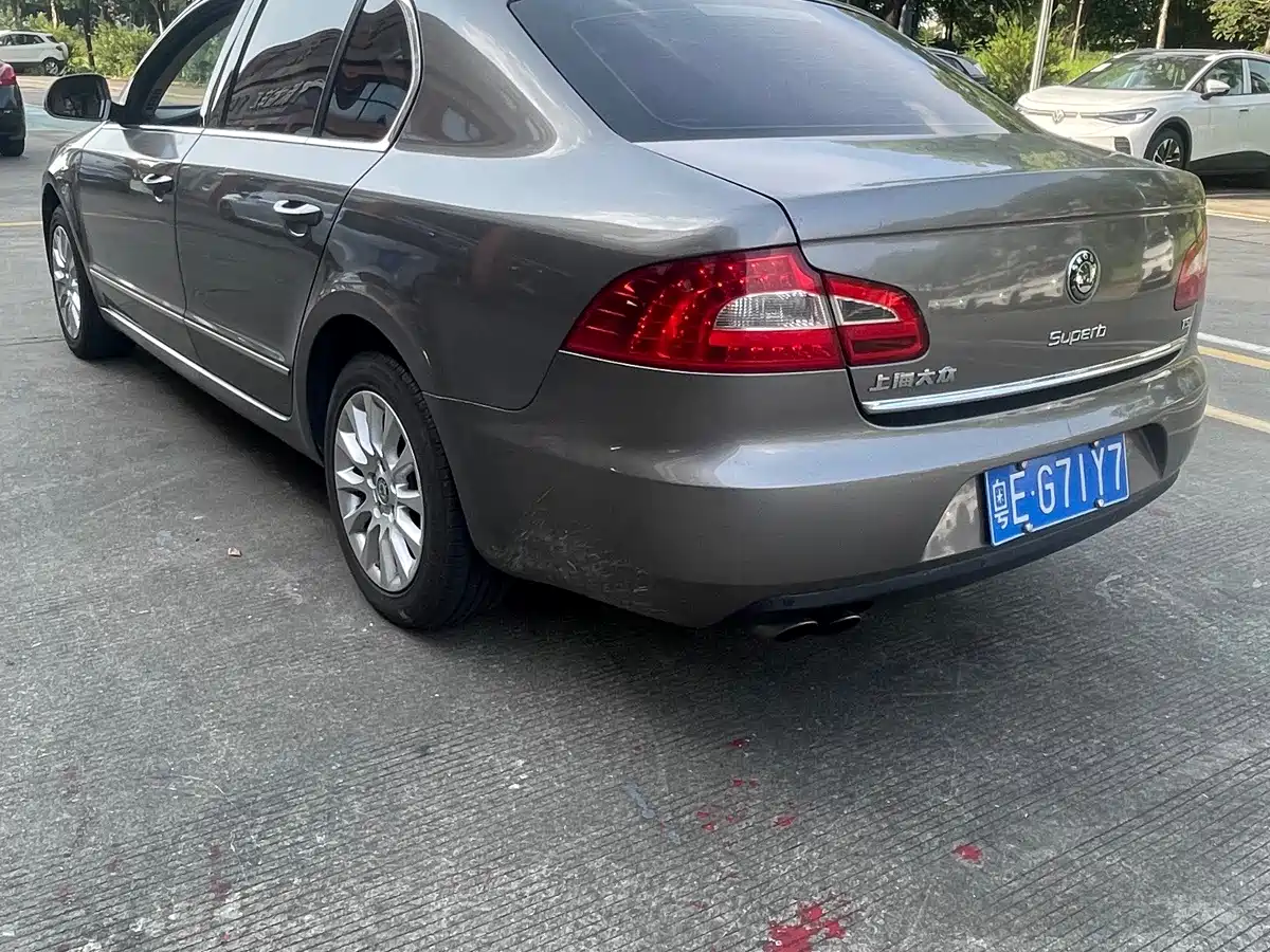 Фото 6 - Škoda Superb
