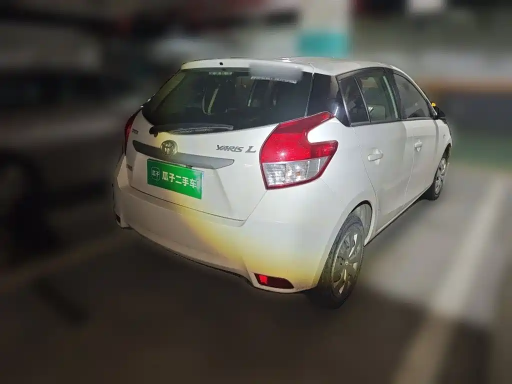 Toyota YARiS L Zhi Xuan 2015 1.5E Auto Charming Edition фото 5