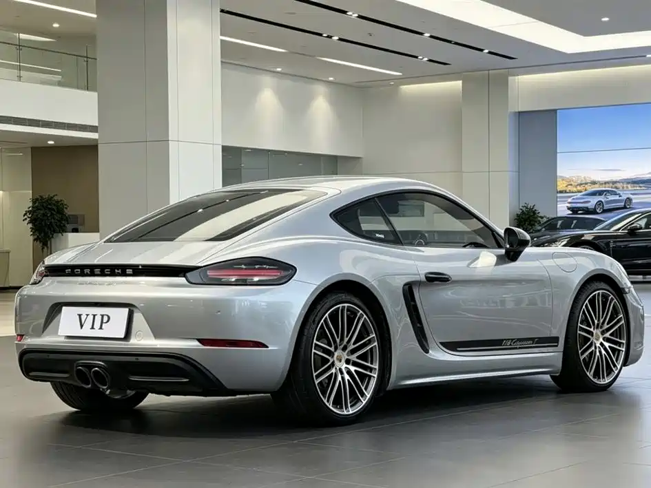 Porsche 718 2016 Cayman 2.0T фото 7