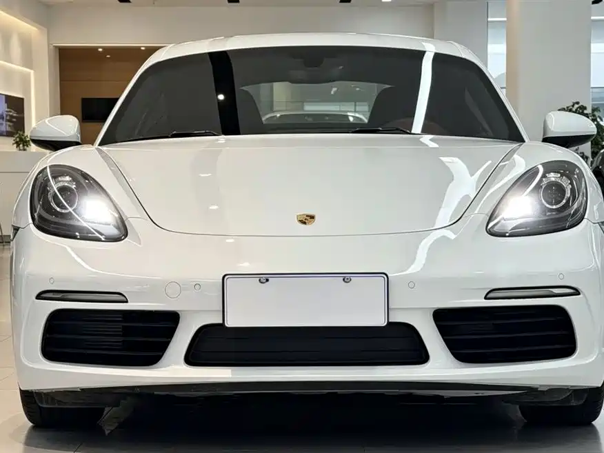 Porsche 718 2018 Cayman 2.0T фото 2