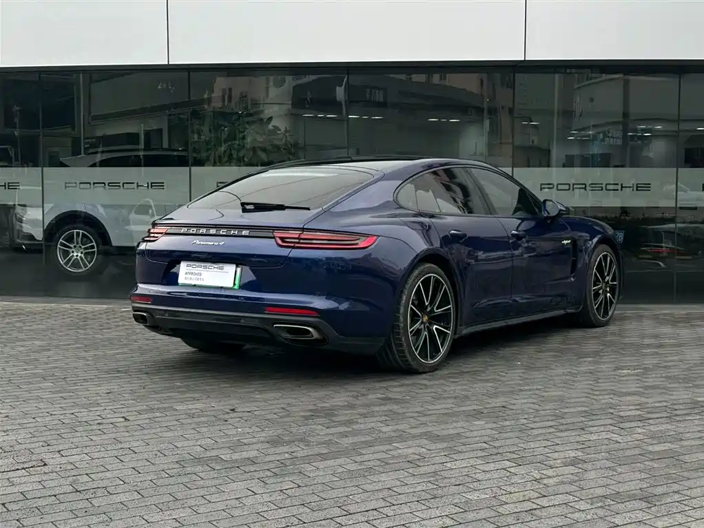 PORSCHE PANAMERA NEW ENERGY