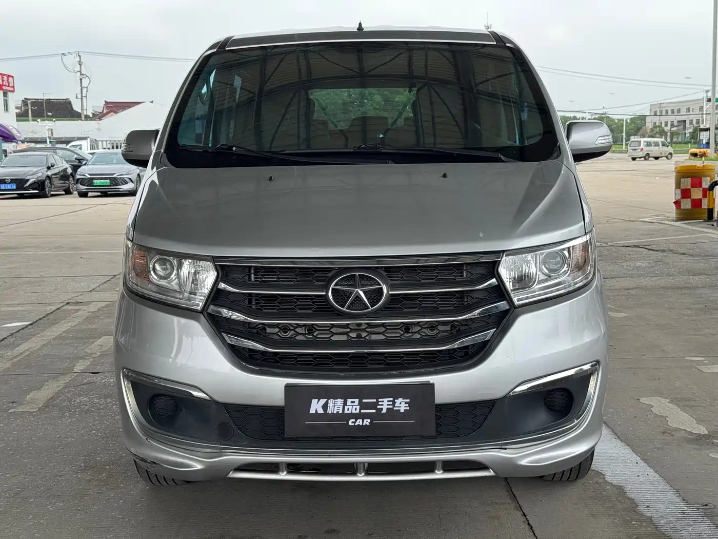 JAC Refine M3 2016 2016 IKEA Edition 1.6L Luxury