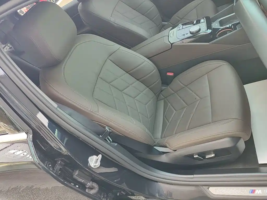 BMW i5 2025 2025 eDrive 35L M Sport Package