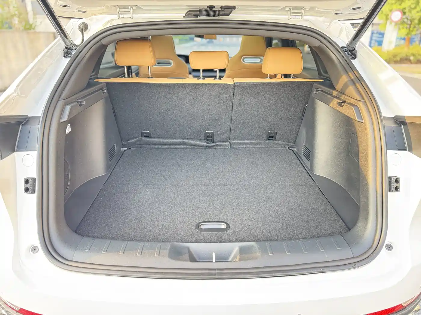Changan UNI-K 2024 2024 2.0T AWD Comfort