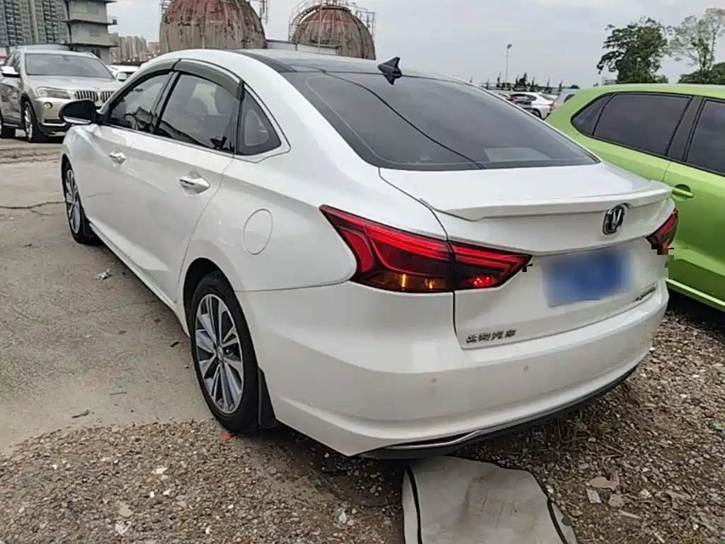Changan Raeton CC 2019 2018 1.5T Auto Smart Elegance China V