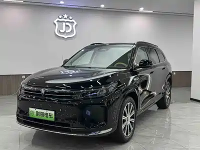 AITO M7
