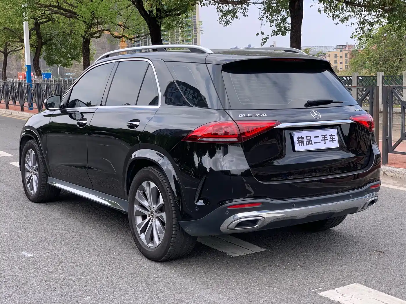 Mercedes-Benz GLE 2023 GLE 350 4MATIC Fashion фото 6