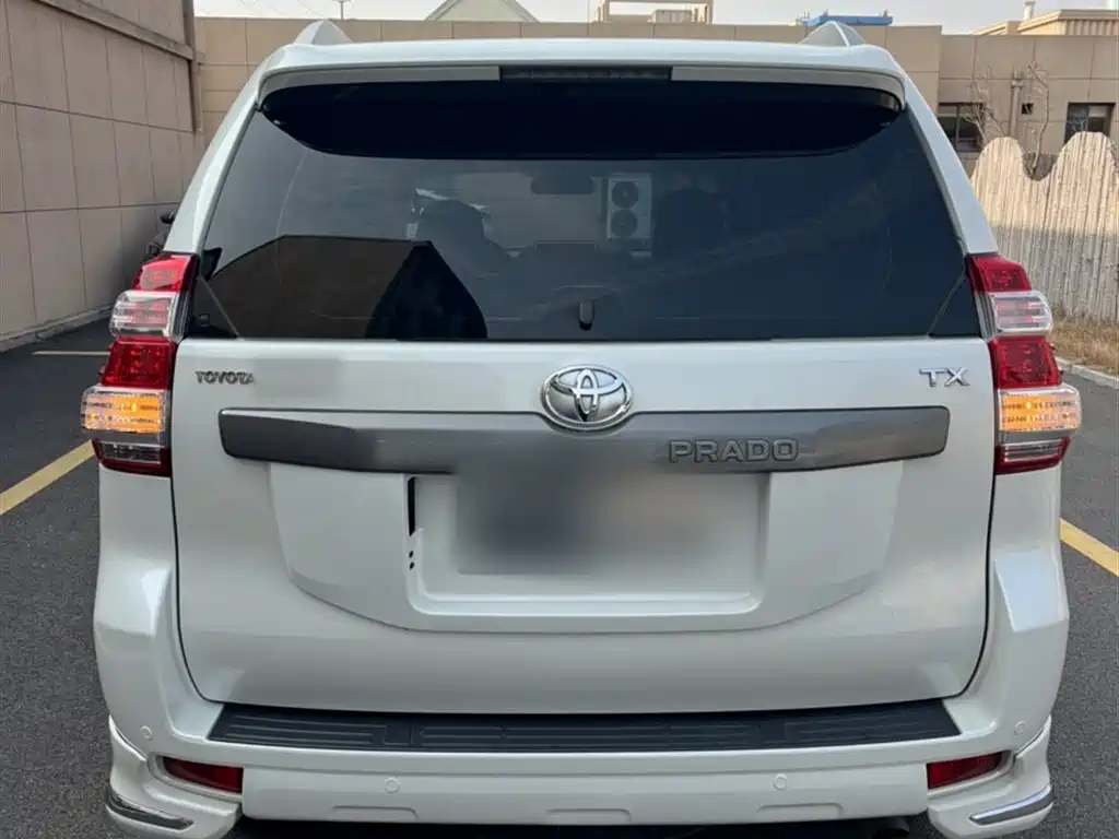 Toyota Prado 2015 2.7L Automatic Standard фото 4