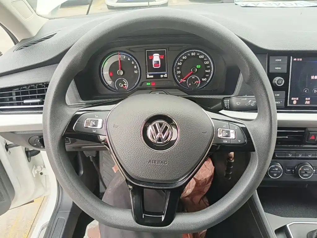 Volkswagen VW Lavida EV 2021 2019 Premium Edition