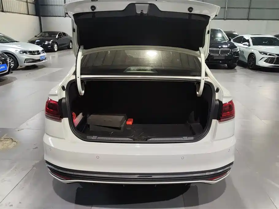 Volkswagen Bora 2023 200TSI DSG Comfort Edition фото 4