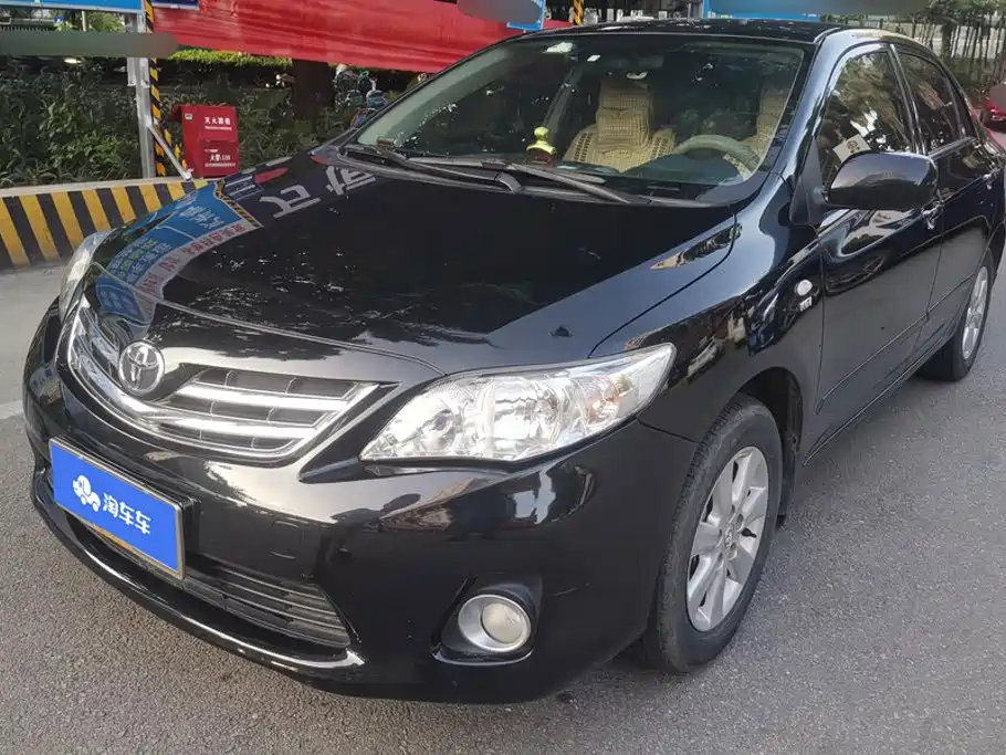 Фото 1 - Toyota Corolla