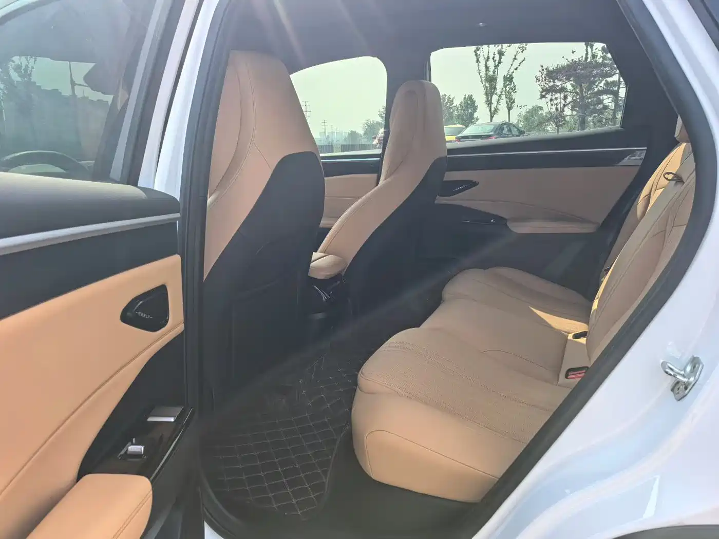 GEELY GALAXY GALAXY L7