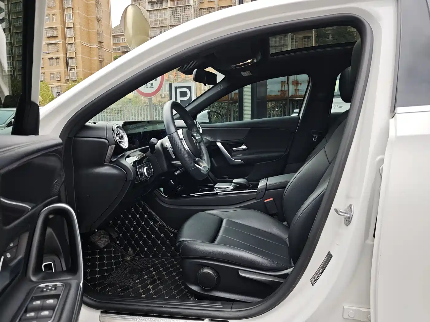 MERCEDES-BENZ A CLASS