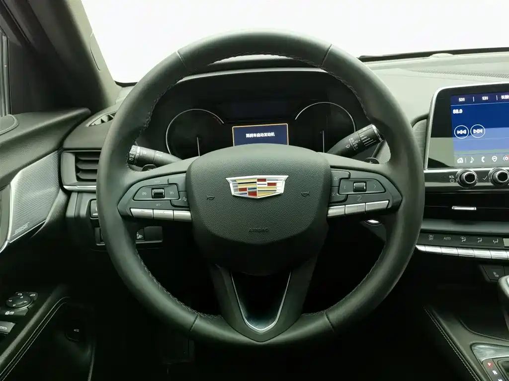 CADILLAC CT4