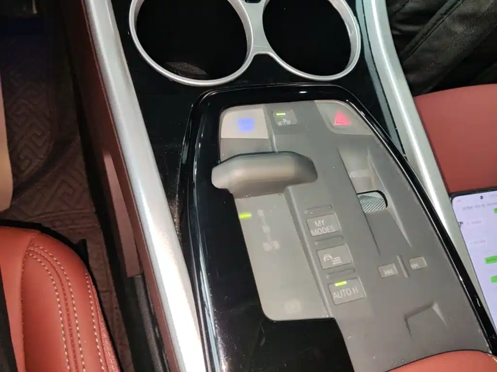 BMW iX1 2025 2025 eDrive25L M Sport Package