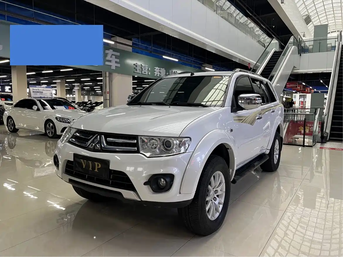 2016 Mitsubishi Pajero Sport