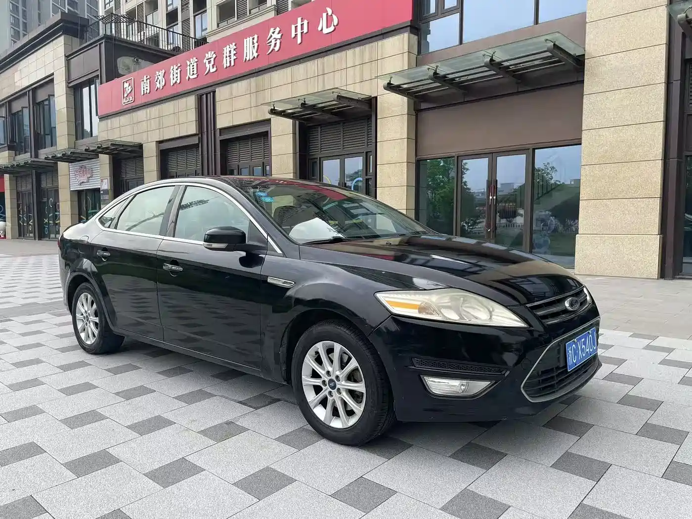 Ford Mondeo 2013 2013 2.3L Fashion Model