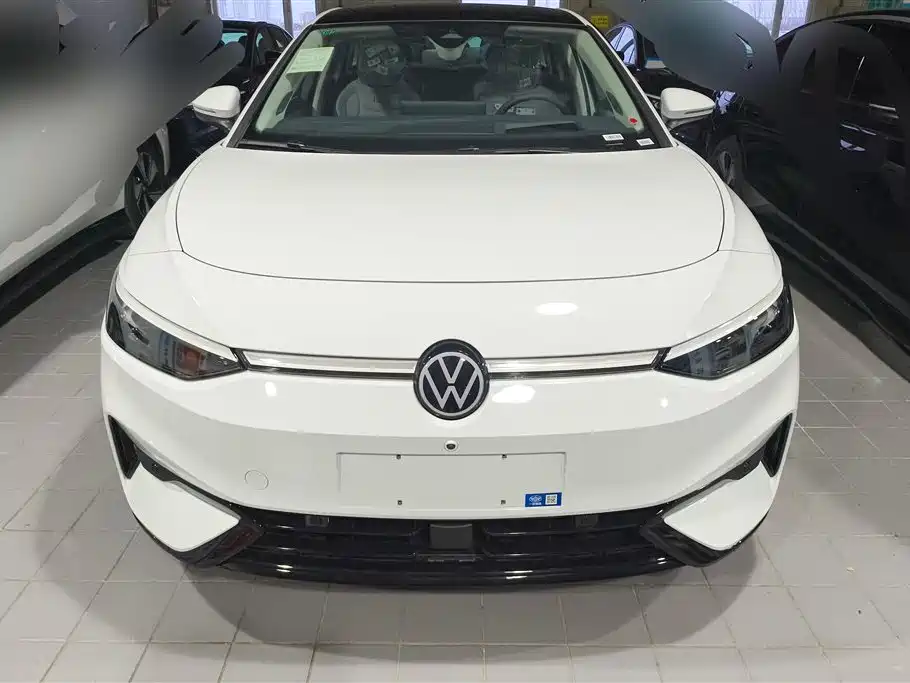 VOLKSWAGEN ID.7 VIZZION
