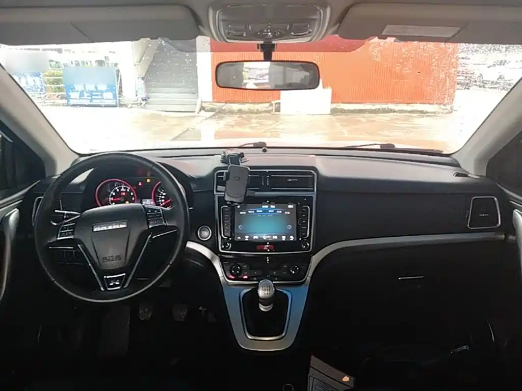 Фото 10 - Haval H6