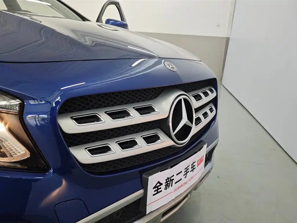 Mercedes-Benz GLA 2018 GLA 200 Dynamic фото 7