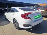 Фото 5 - Honda Civic