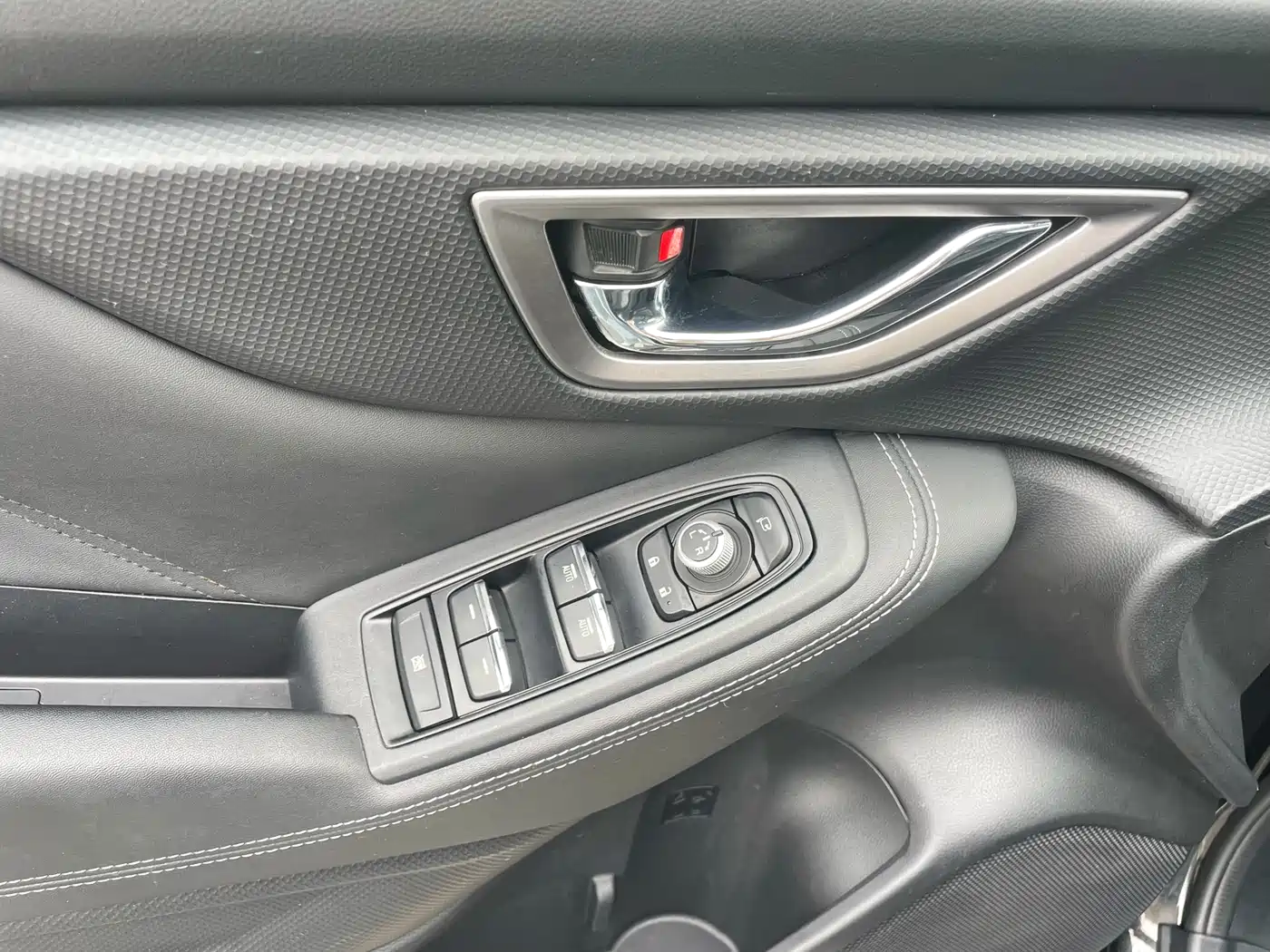 Subaru Forester 2019 2.0i Luxury Edition EyeSight фото 13