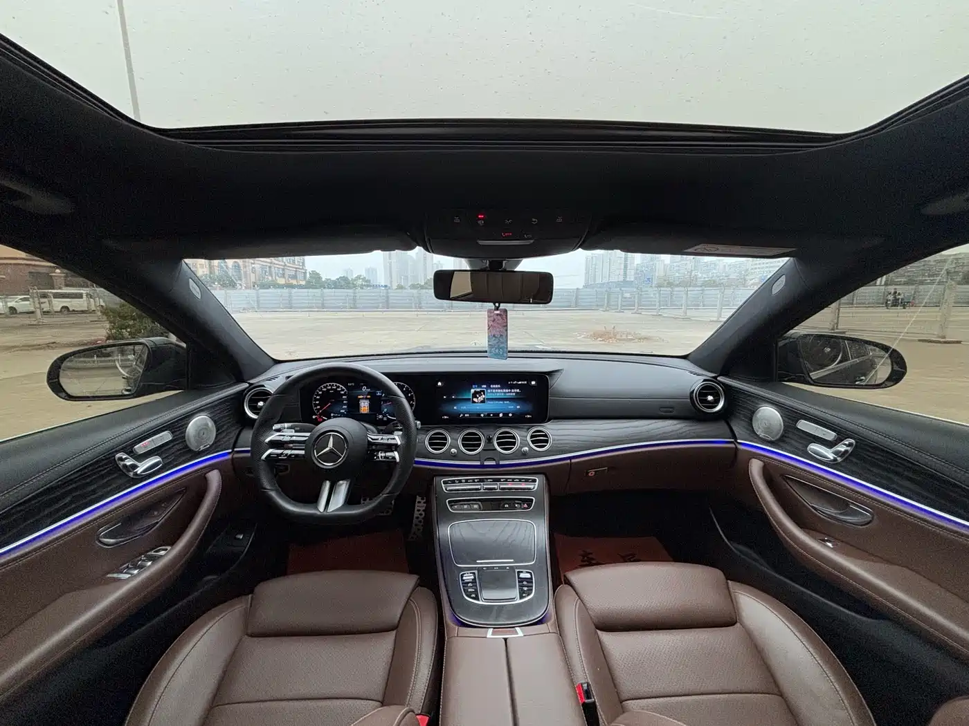 MERCEDES-BENZ E CLASS