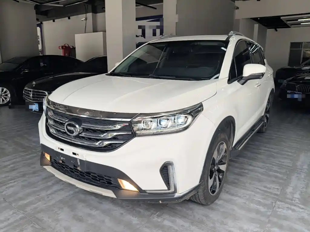 GAC Trumpchi Trumpchi GS4 2018 235T Automatic 2WD Luxury Smart Connect Million Commemorative Edition