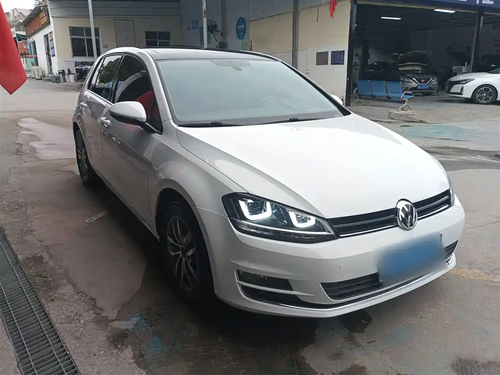 Volkswagen Golf 2016 230TSI Automatic Luxury фото 22