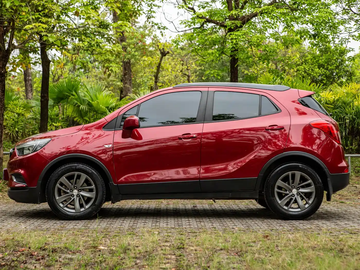 Buick Encore 2017 18T Automatic 2WD Urban Leading фото 4