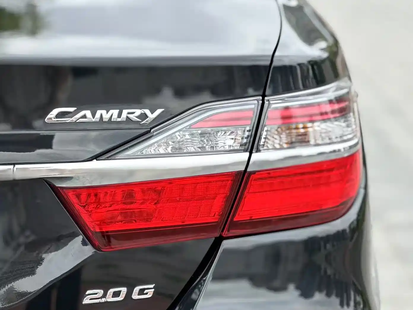 Toyota Camry 2016 2.0G 10th Anniversary Leading Edition фото 13