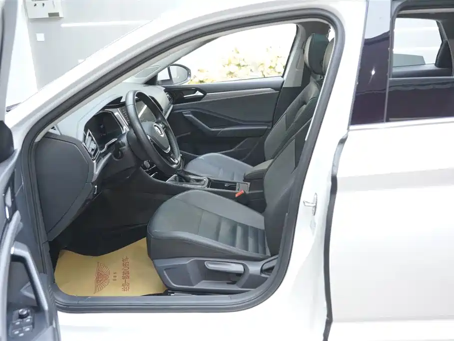 Volkswagen Sagitar 2021 200TSI DSG Comfort Smart Edition фото 15
