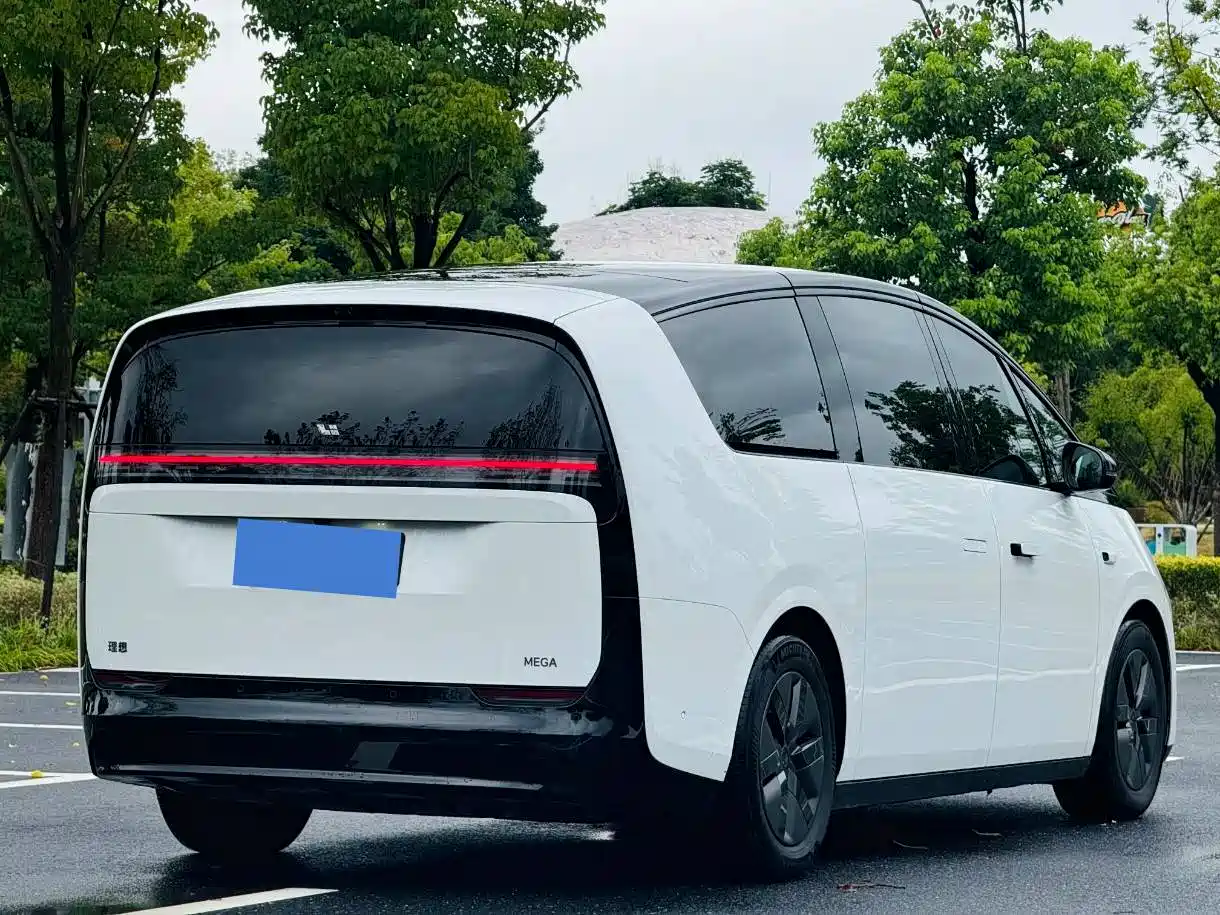 Li Auto MEGA 2024 2024 Ultra
