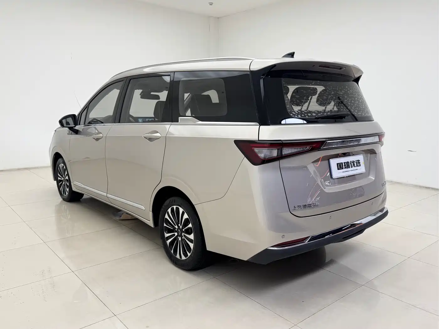Wuling Motors Wuling Jiachen 2022 2022 1.5T CVT Exclusive Flagship Model