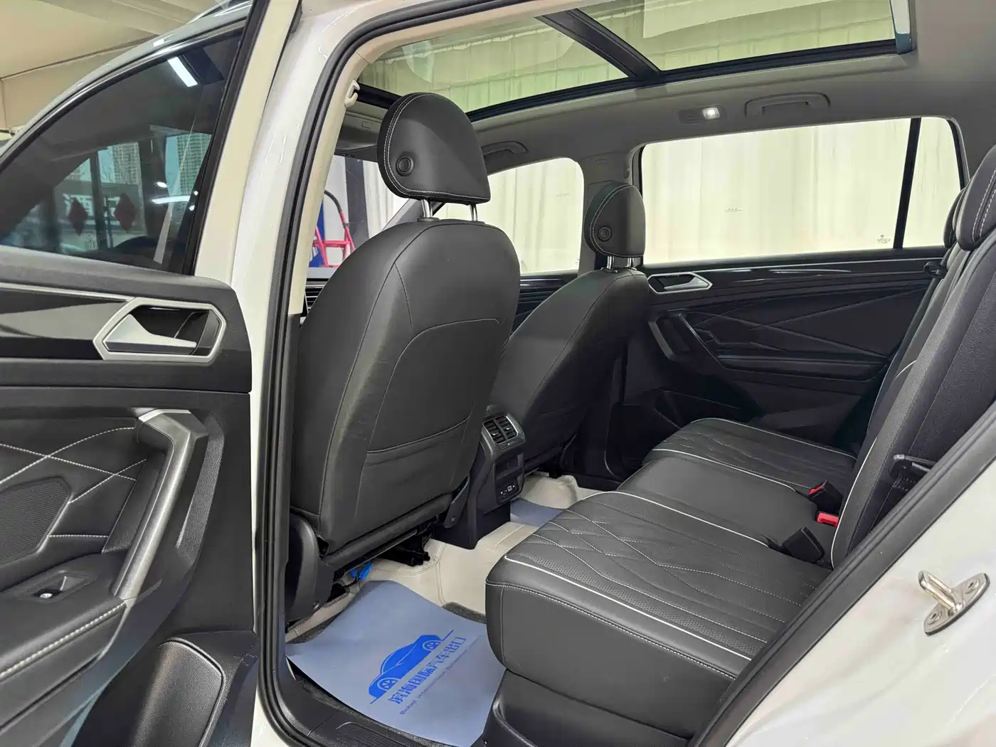 Volkswagen Tiguan L 2023 280TSI 2WD Trend Limited Edition фото 8
