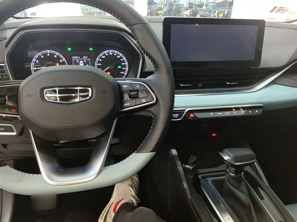 Geely Emgrand S 2022 2022 1.4T CVT Crossover Player