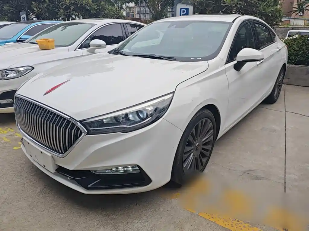 Photo 2 - Hongqi H5