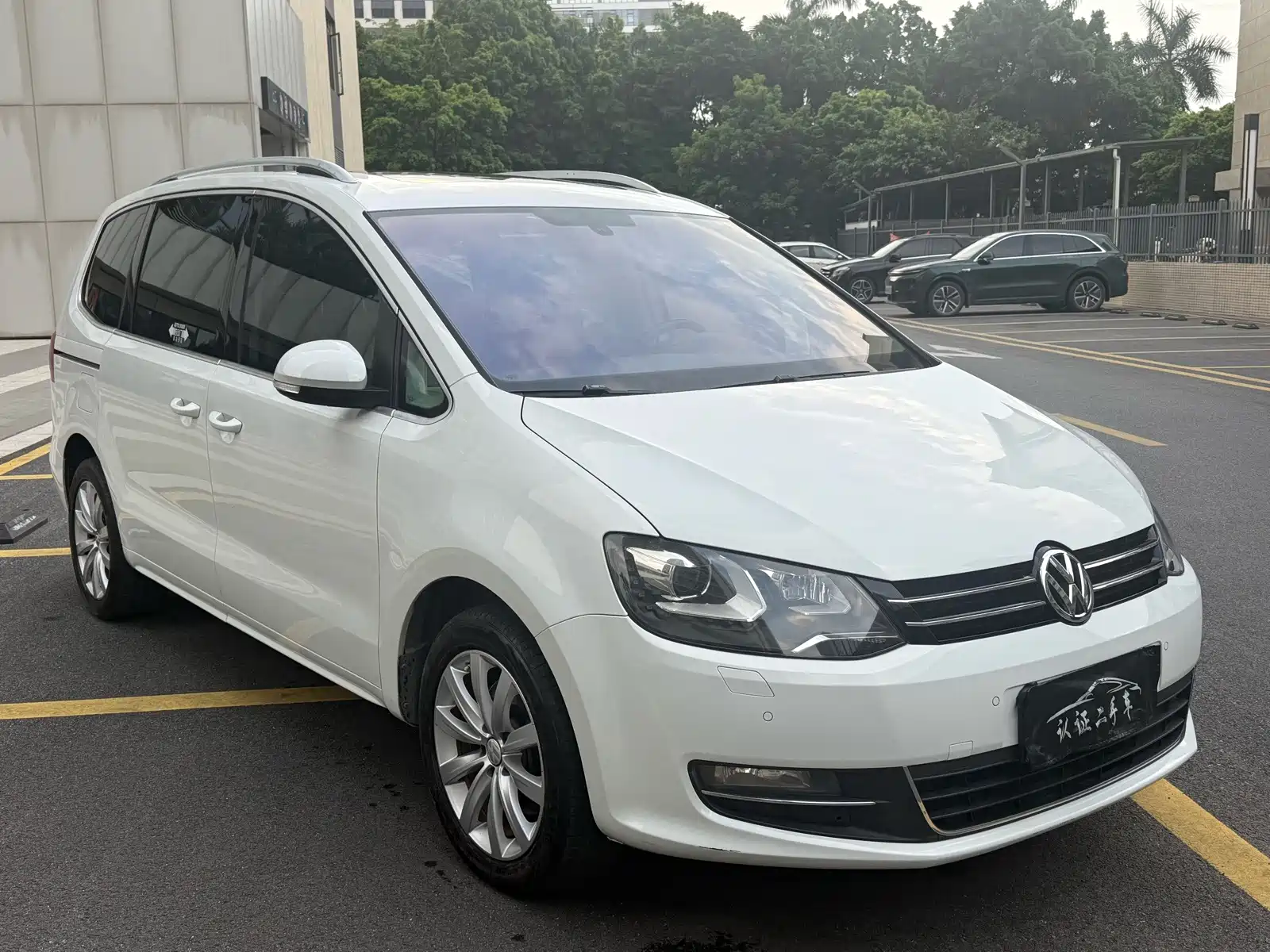 Фото 3 - Volkswagen Sharan
