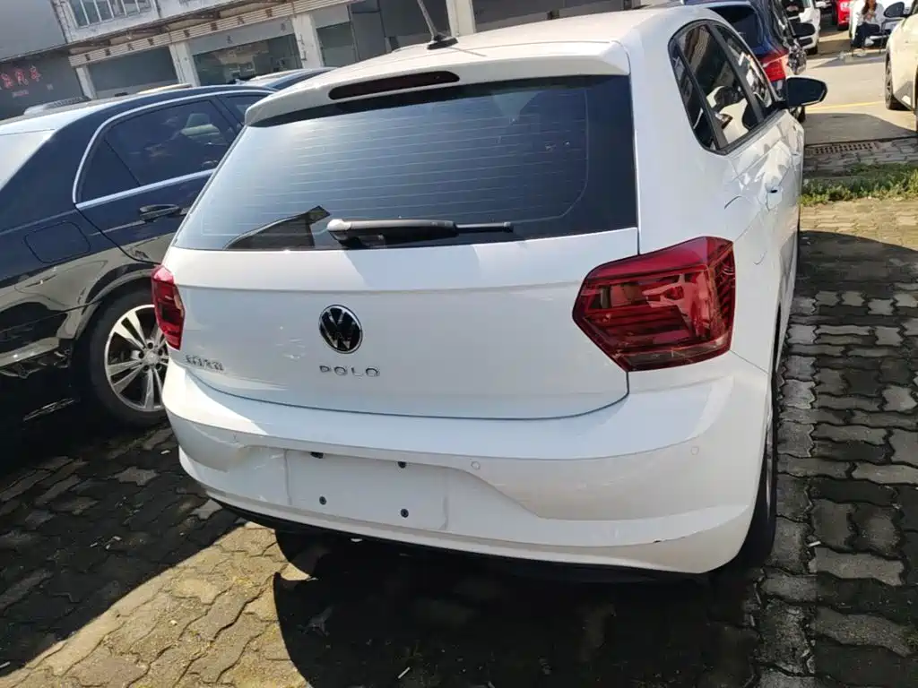 صورة 6 - Volkswagen Polo