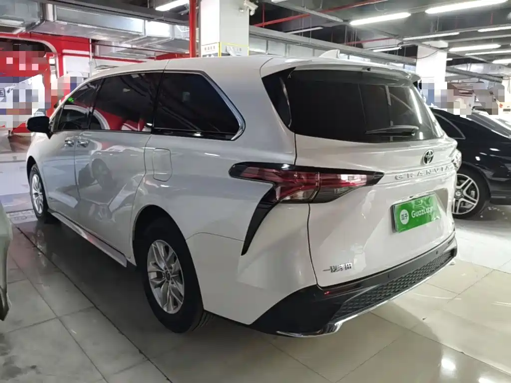 Toyota Granvia 2025 2024 2.5L Hybrid Comfort