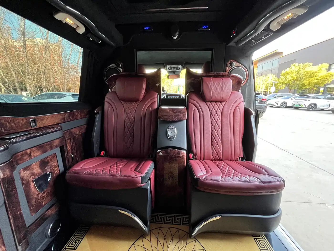 Mercedes-Benz Vito 2016 2.0T Elite 9-Seater фото 18