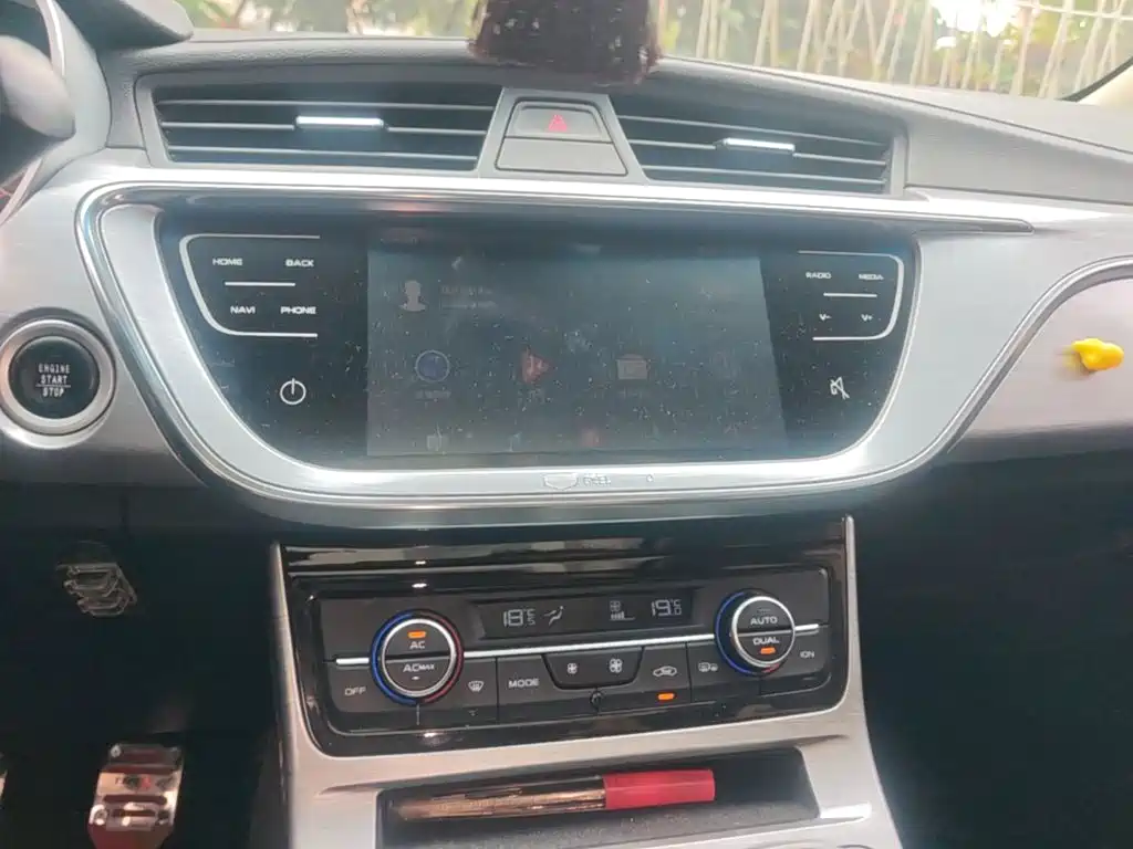 صورة 13 - Geely Emgrand GS