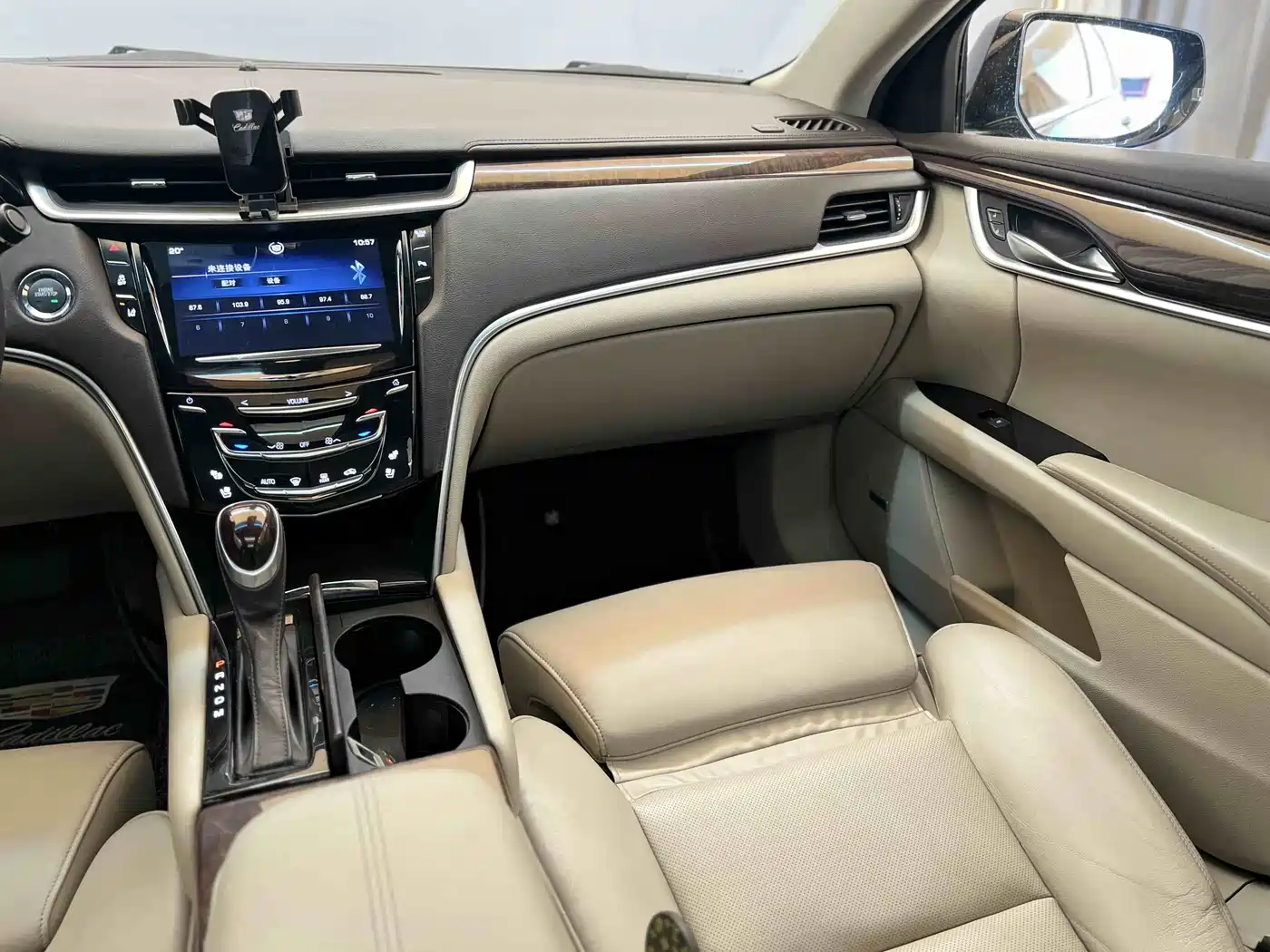 Cadillac XTS 2014 36S Platinum Edition фото 16