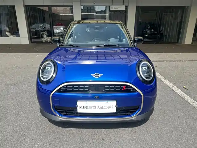MINI 2025 Model 2.0T COOPER S Artist 5-Door — фото 4