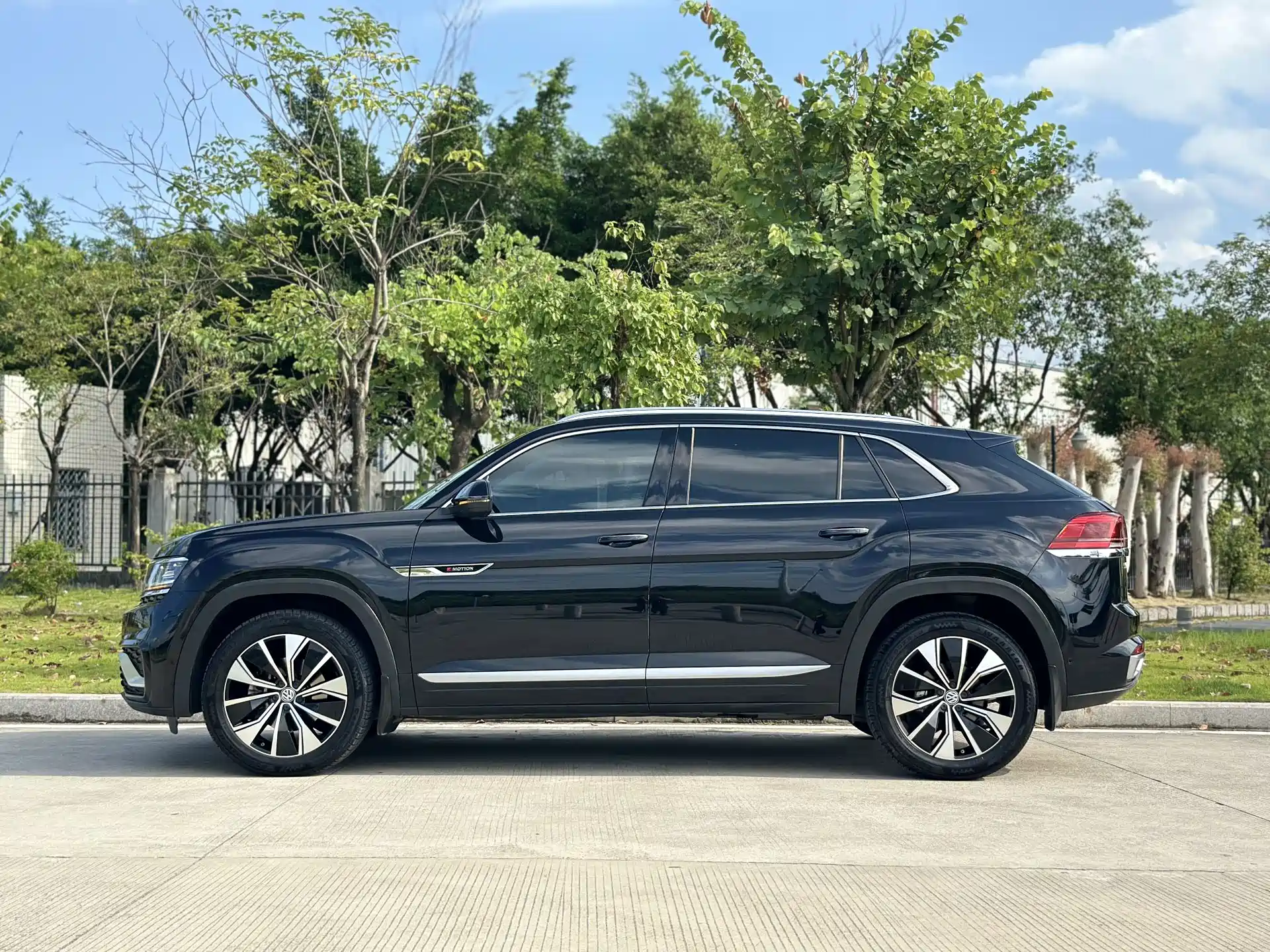 Фото 17 - Volkswagen Teramont