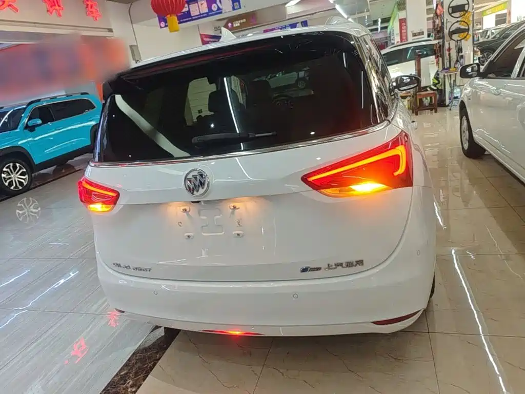 Buick GL6 2023 2021 323T Mild Hybrid Connected Luxury