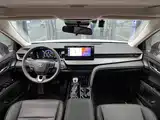 Фото 9 - Toyota Camry
