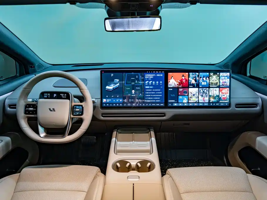 Li Auto i6 2026 2025 2WD Base Model