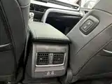 Фото 8 - Toyota Camry