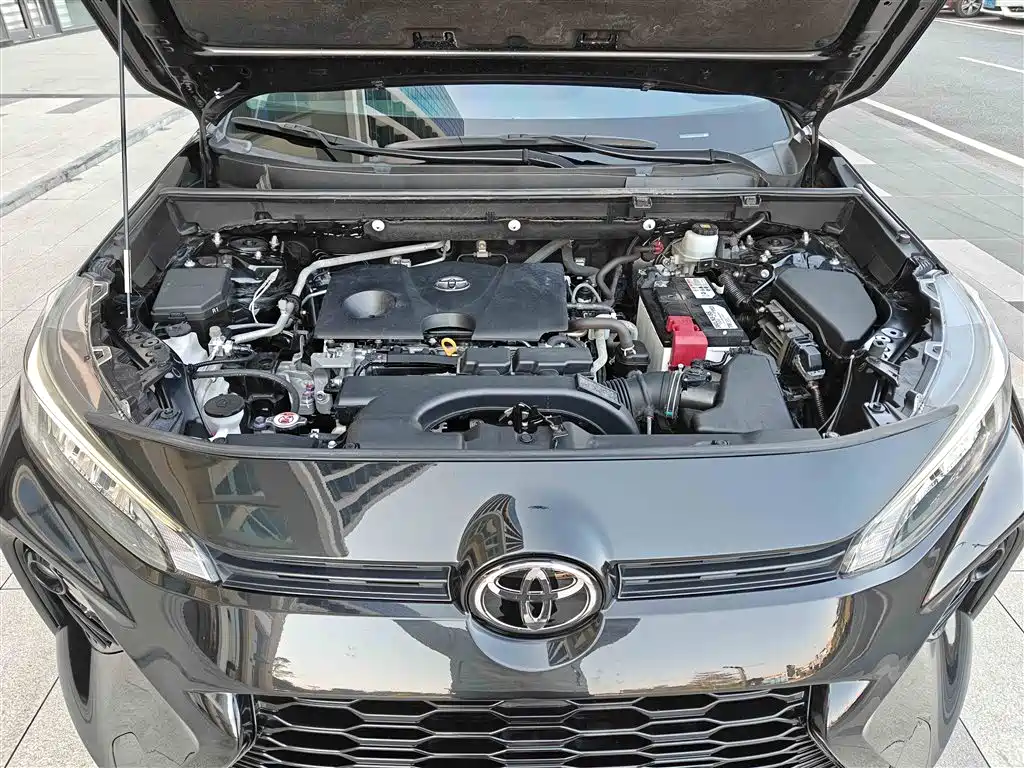 Toyota Wildlander 2022 2.0L CVT 2WD Urban Edition фото 14